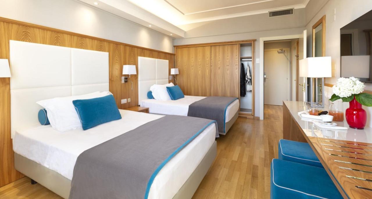 Hotel Abner'S Риччоне Экстерьер фото