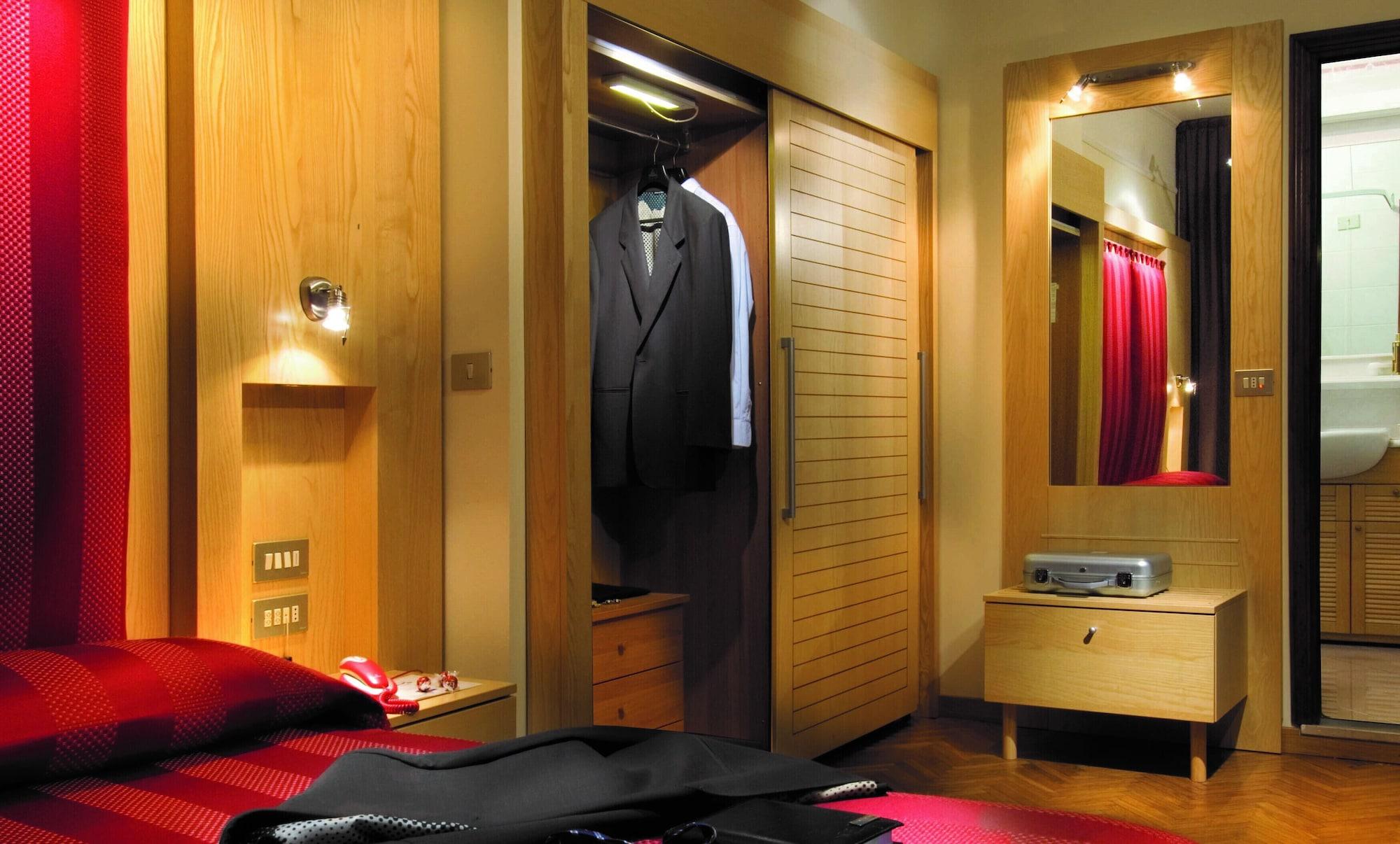 Hotel Abner'S Риччоне Экстерьер фото