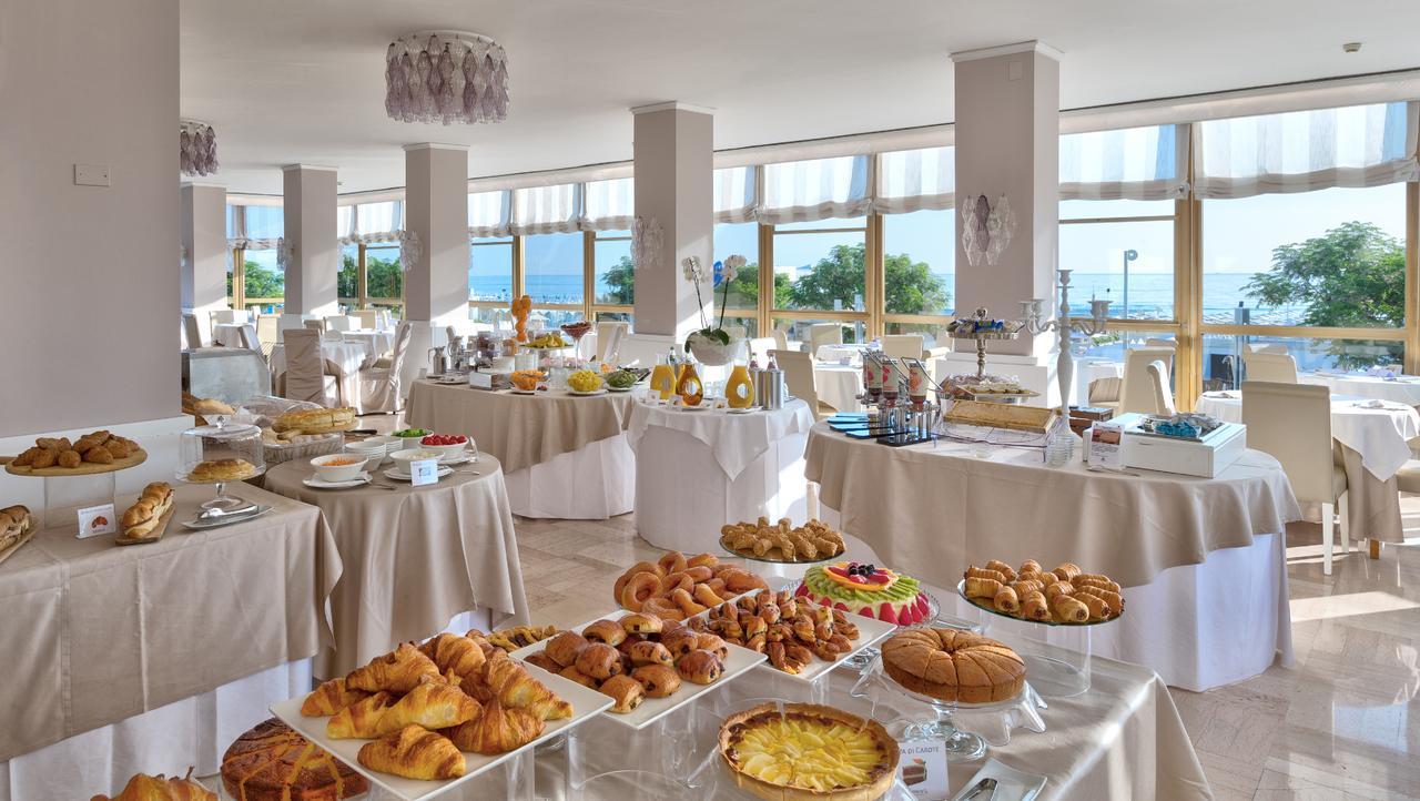 Hotel Abner'S Риччоне Экстерьер фото